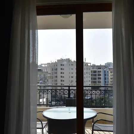 Klimentos Flat 59 公寓